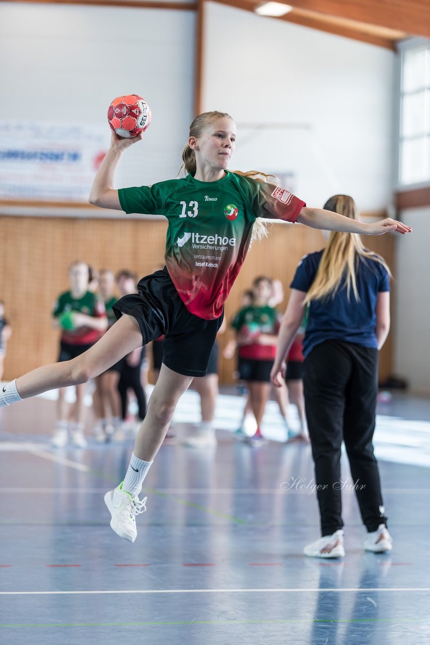 Bild 27 - wDJ HSG Kremperheide/Muensterdorf - TSV SR Schuelp : Ergebnis: 26:5